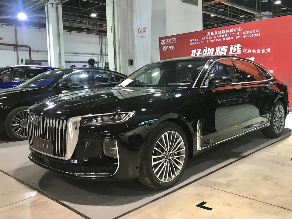 Hongqi H9 2025 — фото 4