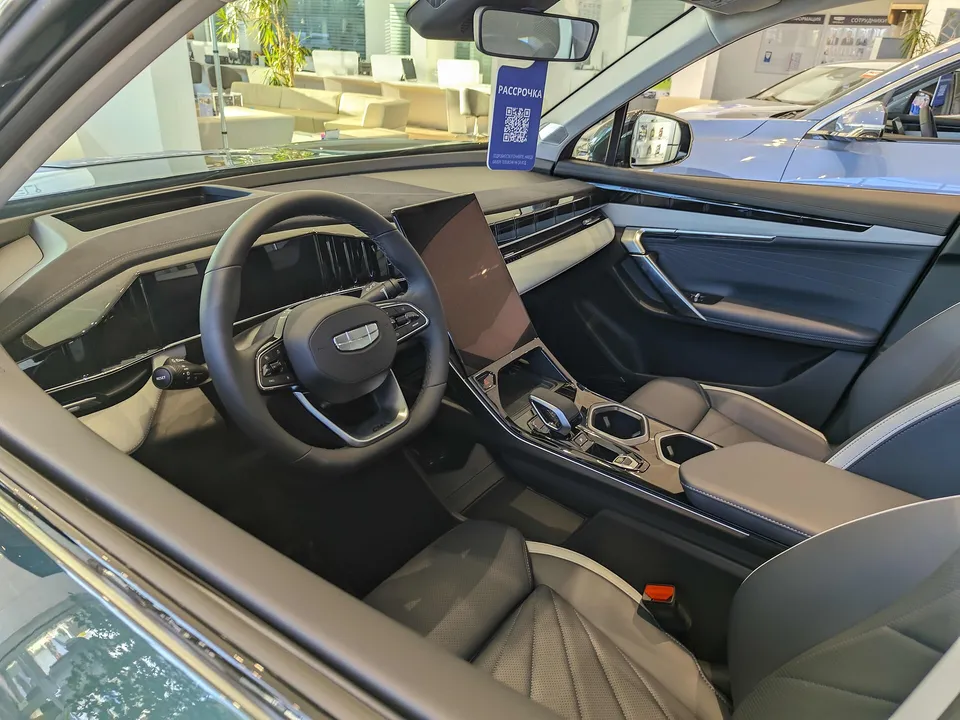 Geely Atlas 2025 — фото 10